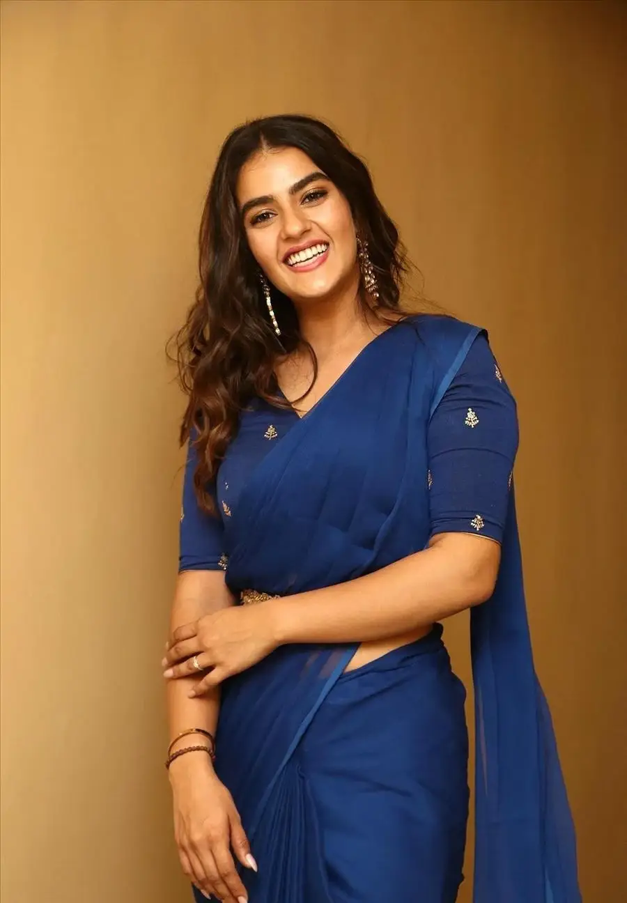 INDIAN ACTRESS KAVYA THAPAR IN BLUE SAREE 4